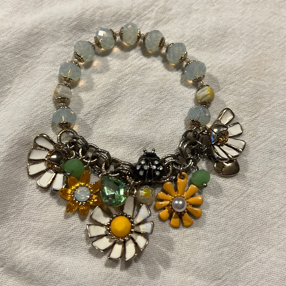 Betsey Johnson stretch bracelet
